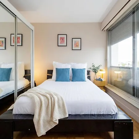 Furtivestay - La Defense - Damiers Apartment *