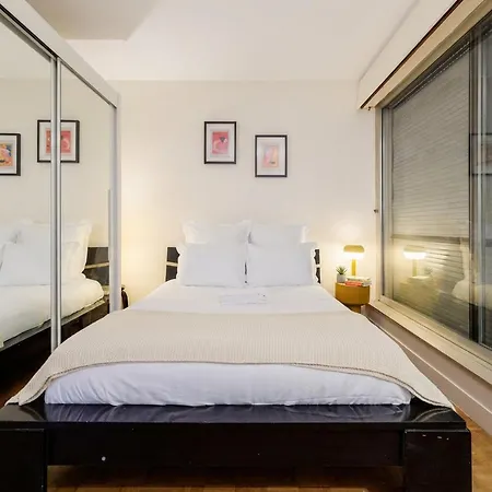 Furtivestay - La Defense - Damiers