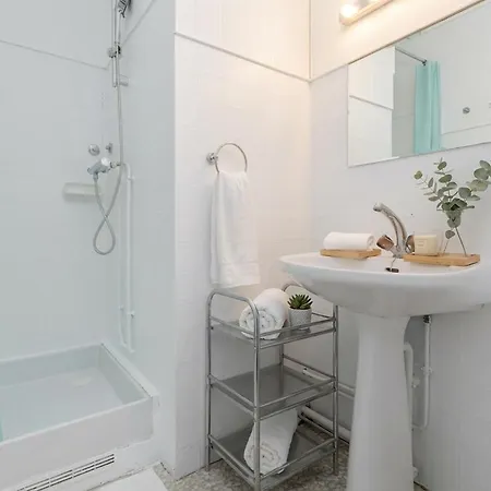 Furtivestay - La Defense - Damiers Apartment *